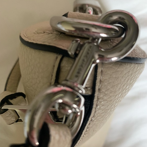 Marc Jacobs Leather Bag - Picture 3 of 15